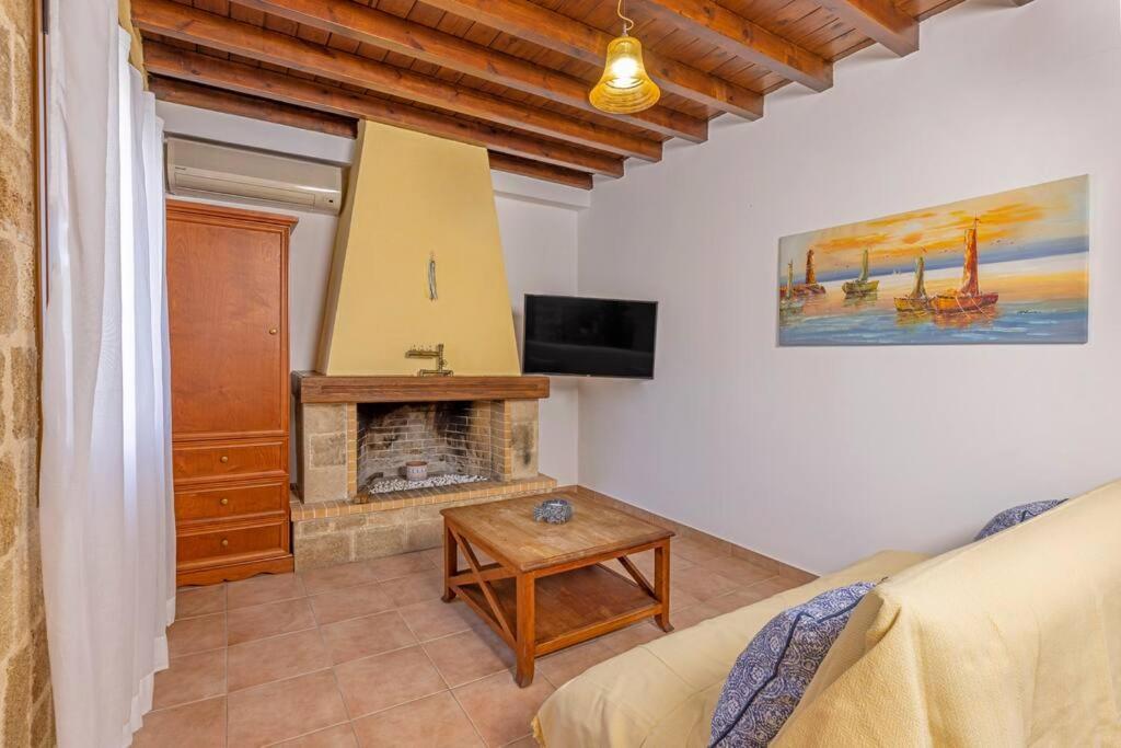 Margaritis Luxury Medieval House Rhodes City Exterior photo